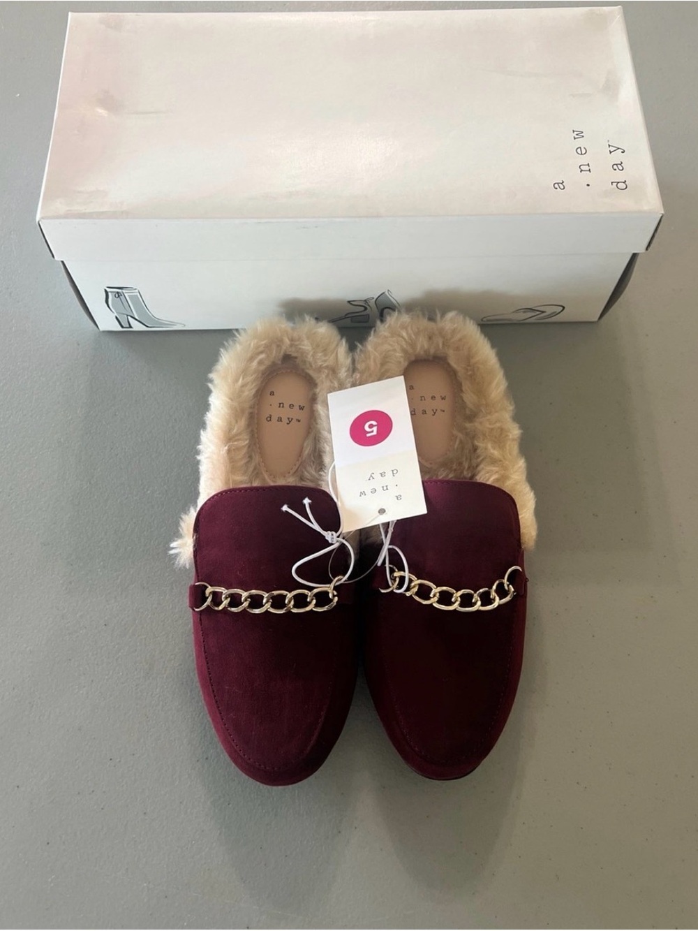 a new day Burgundy Faux-Fur Chain-Trim Slip-On Loafers Size 5